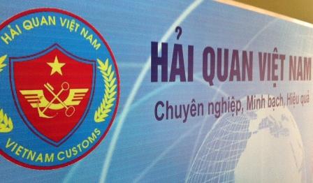 Khung canh mot quan an dong khach gan khu vuc cau niem hai phong
